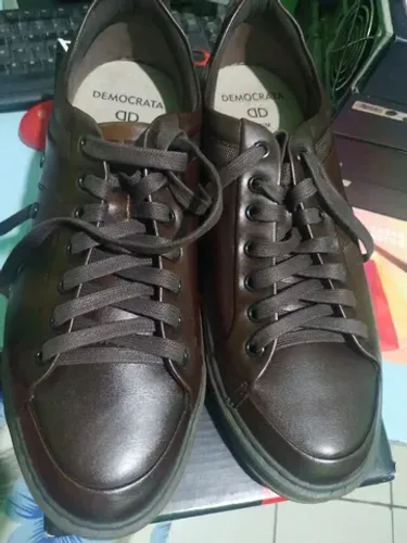 Belíssimo Sapato original NOVO na caixa