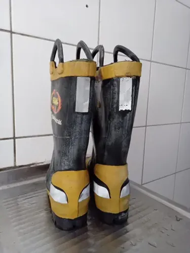 Bota topa tudo n* 38