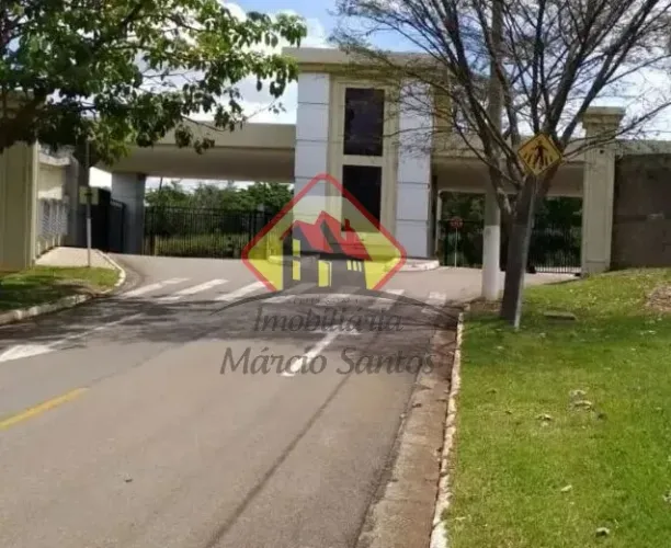 Viva em um condomínio fechado com segurança e tranquilidade! Adquira seu lote e construa a