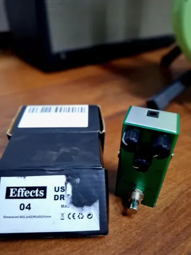 Pedal de guitarra Analog Delay - Clássico e Impecável!<br>