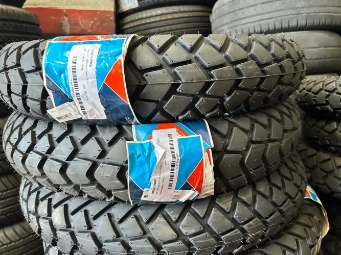 Pneu traseiro 120/80/18 marca VIPAL