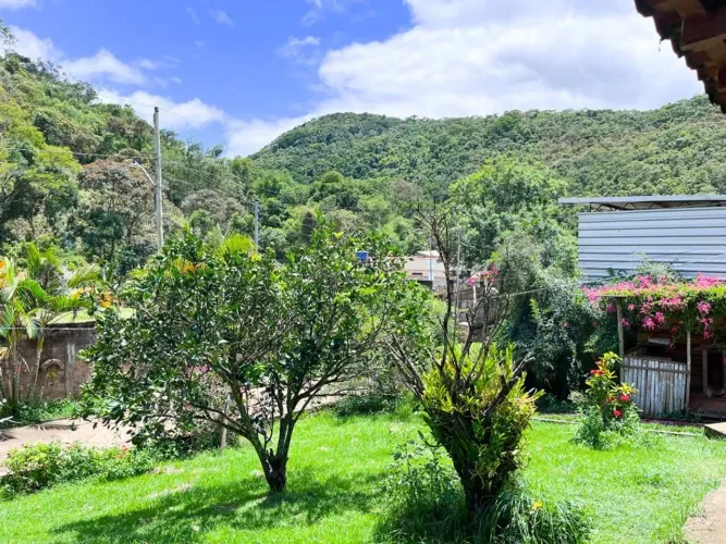 Chácara com 5 dormitórios à venda, 600 m² por R$ 300.001,00 - Rosario De Minas - Juiz de F