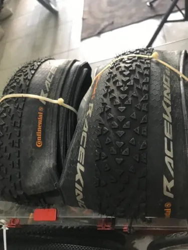 Pneu Continental Race King 27.5x2.20 novo nunca usado