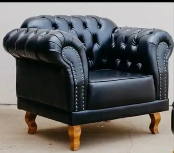 Poltrona chesterfield a partir de 850