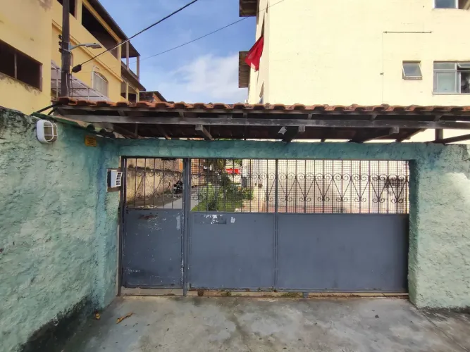 Vendo ou alugo apartamento 2 quartos CPO Grande RJ