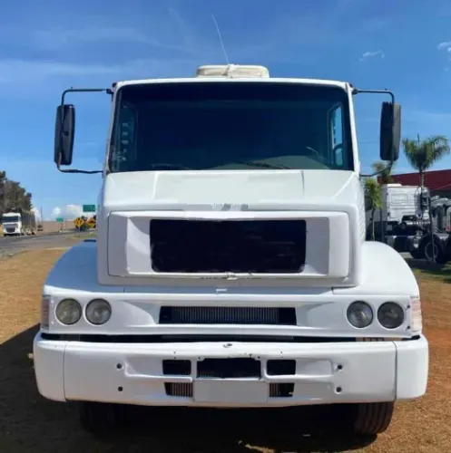 Mercedes-Benz 1620 Carroceria 2012.