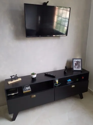 Rack para tv de até 50" . Entrega grátis