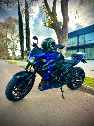 GSX-S 750