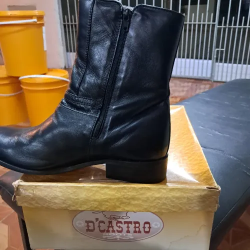 Bota de Couro D'Castro