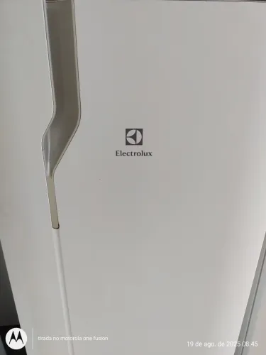 REFRIGERADOR ELECTROLUX FROST FREE