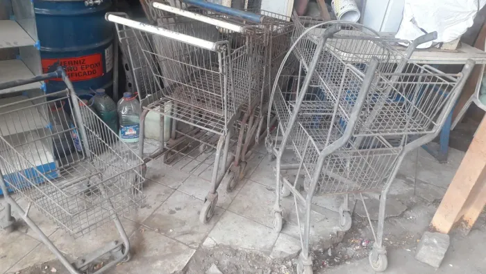Carrinhos de supermercado