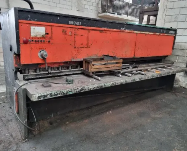 Guilhotina Hidráulica Asama 4 Mts 8 Mm No Estado / -- 00561