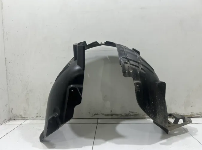 Parabarro dianteiro Chevrolet tracker 2020 a 2024 Le original