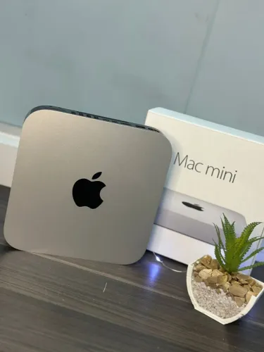 Mac Mini 2014   A1347 Processador: i5- 1.4GHz  4GB DDR3  128GB SSD  Placa de video: Intel 