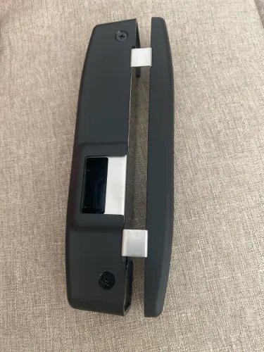 Batente plástico preto fechadura MFR 4000 Intelbras
