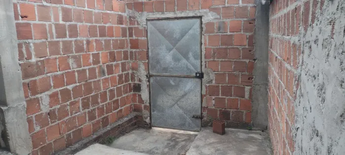 Vendo casa /troco em sítio 