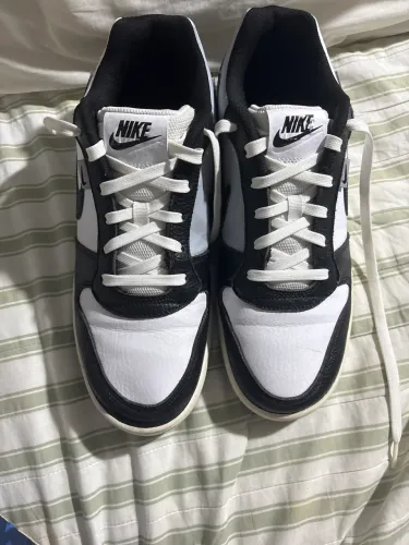 Tênis Nike original, pra vender rápido tamanho 43