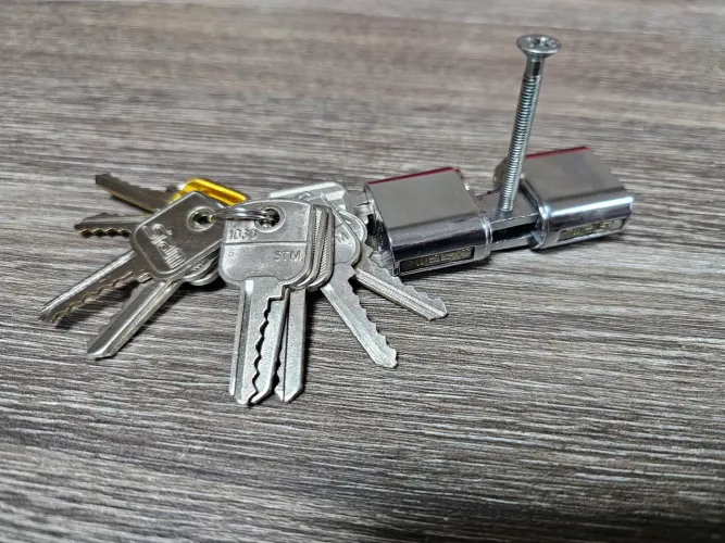 Cilindro chave stam 60mm com 11 cópias de chaves