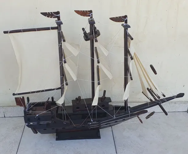 Navio de madeira para decoração 80cm de largura X 70cm de altura