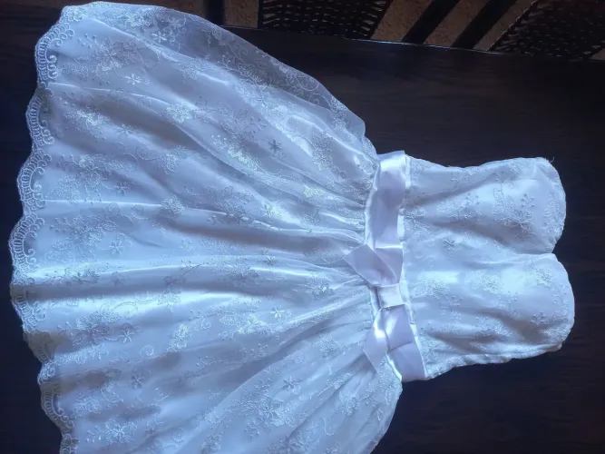 Vestido Branco p casamento com Detalhes em Renda