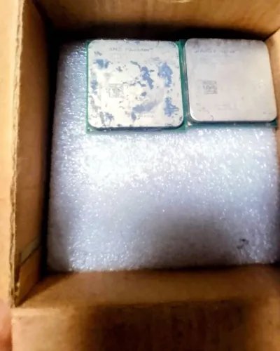 3 processadores a venda Phenom x4 - core 2 duo e atlon x2 