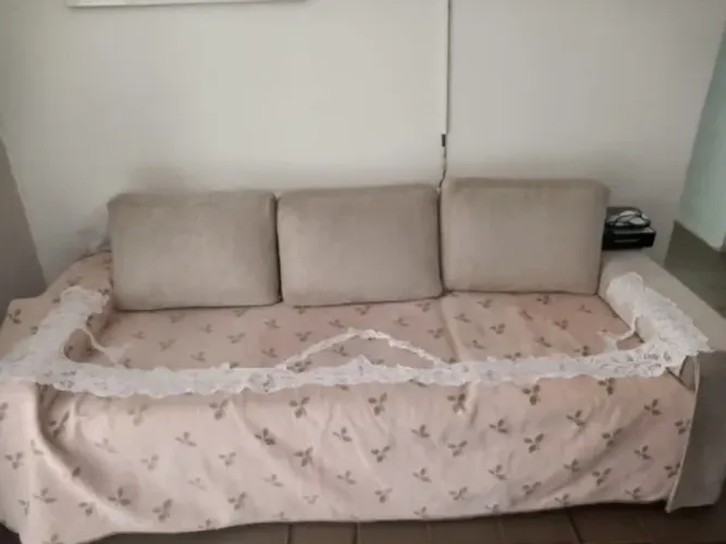 Linda Barra de lençol em Renda Renascença na cor branca com 1,92cm.
