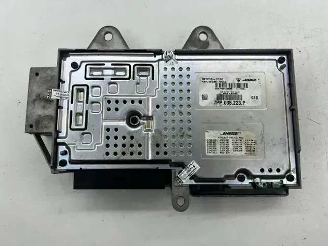 AMPLIFICADOR BOSE CAYENNE 2011/2016