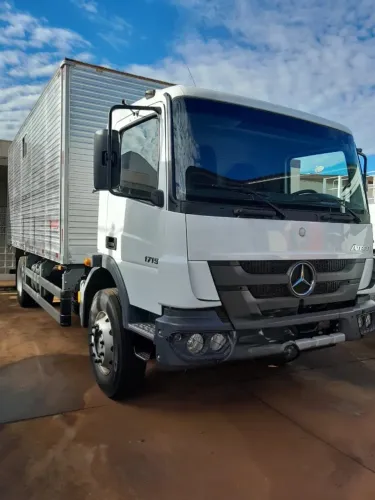 M.Benz Atego 1719 Oficina 