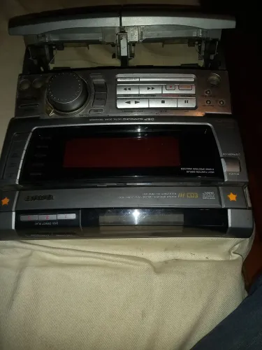 Carcaça frontal do som aiwa nsx-570