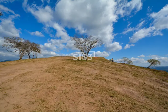 Terreno à venda em condomínio, Vale do Barão | Petrópolis-RJ