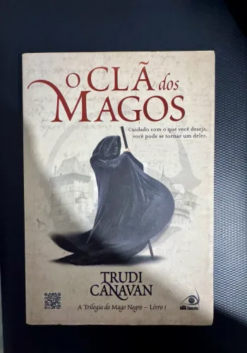 Livro O clã dos magos 
