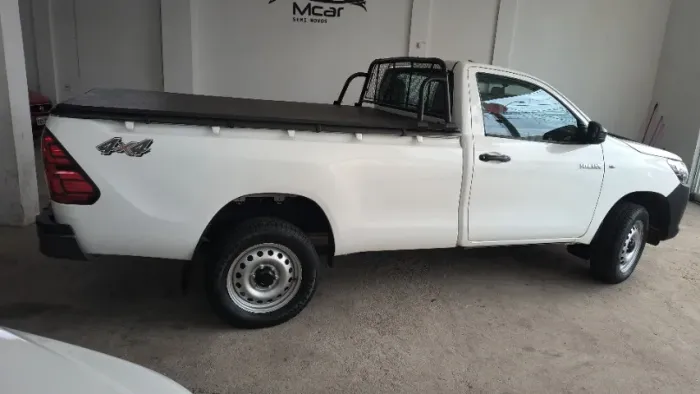 Toyota Hilux CS 4X4 2.8 TDI Diesel Mec. 2025