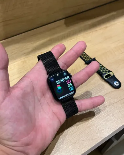 APPLE WATCH SÉRIES 8 32GB 45mm TODO ORIGINAL COM 4 PULSEIRAS