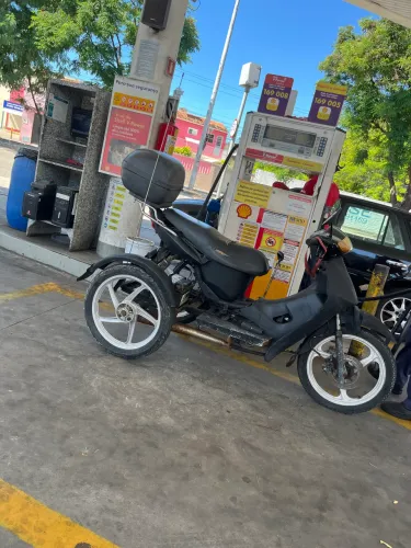 Triciclo forte pra puxar peso 