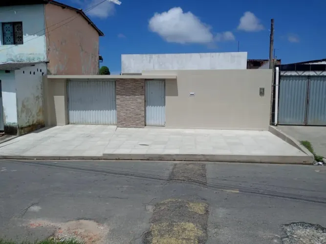 VENDE-SE CASA - FEIRINHA DO TABULEIRO