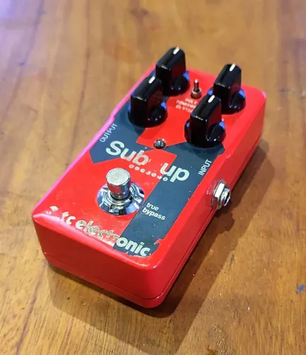 Pedal Octaver TC Electronic Sub'n'up  Subnup Sub n u p
