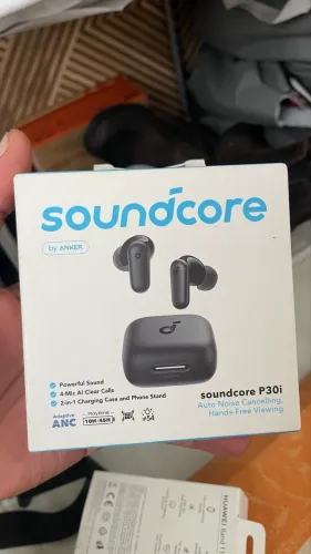 Fone bluetooth SoundCore P30i