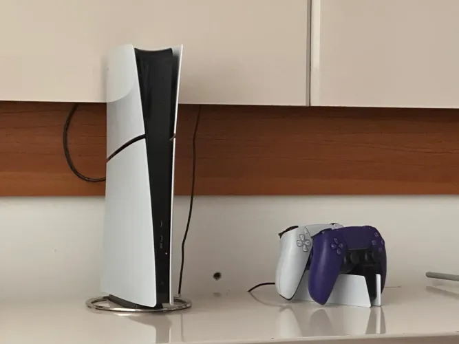 Ps5 slin pouco usado excelente estado praticamente 0