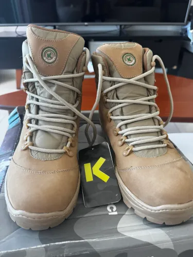 Bota Tática Everest Kallucci TAM 44 Cor Areia