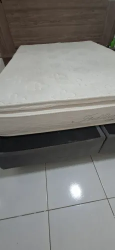 Colchão casal ótimo estado. Nao ENTREGO