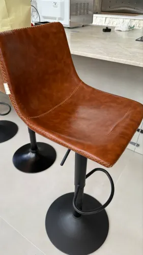 2 Banquetas Reguláveis Tok Stock modelo Bonnet