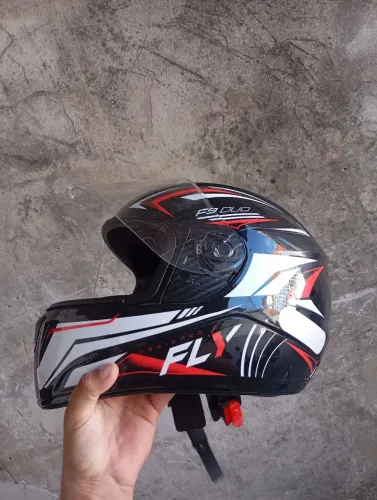 Capacete fly semi novo 