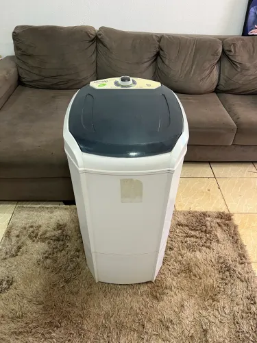 Vendo tanquinho Suggar 10kg usado em bom estado Entrego *