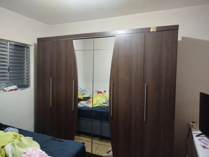 Guarda roupa casal 2,70 largura com espelhos