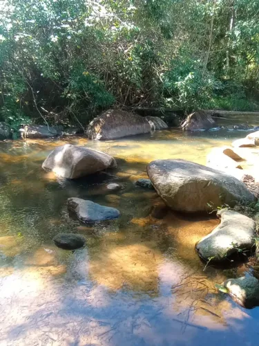 Vendo/troco fazendinha em Patis/Cachoeiras de Macacu