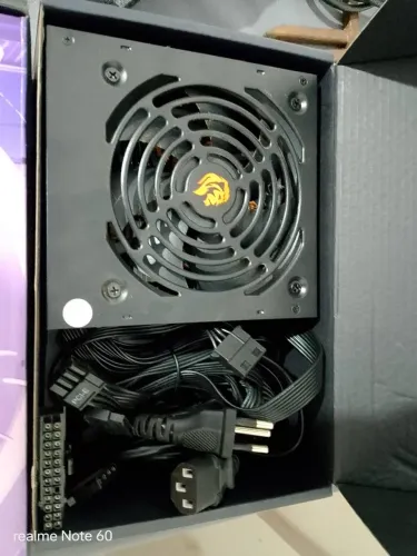 Vendo fonte de alimentação 500w