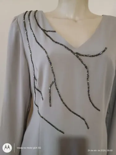 Vendo este vestido tamanho M 20.00 
