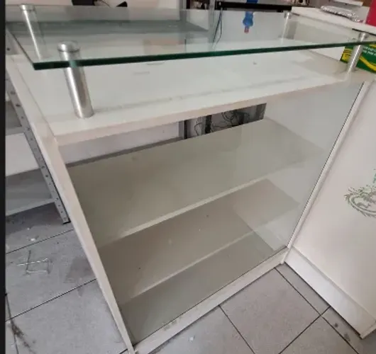 BALCÕES DE VIDRO BAIXO USADO