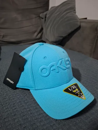 Boné Oakley 6 Panel