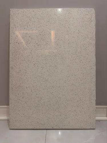 Mármore Quartzo Branco Stelar